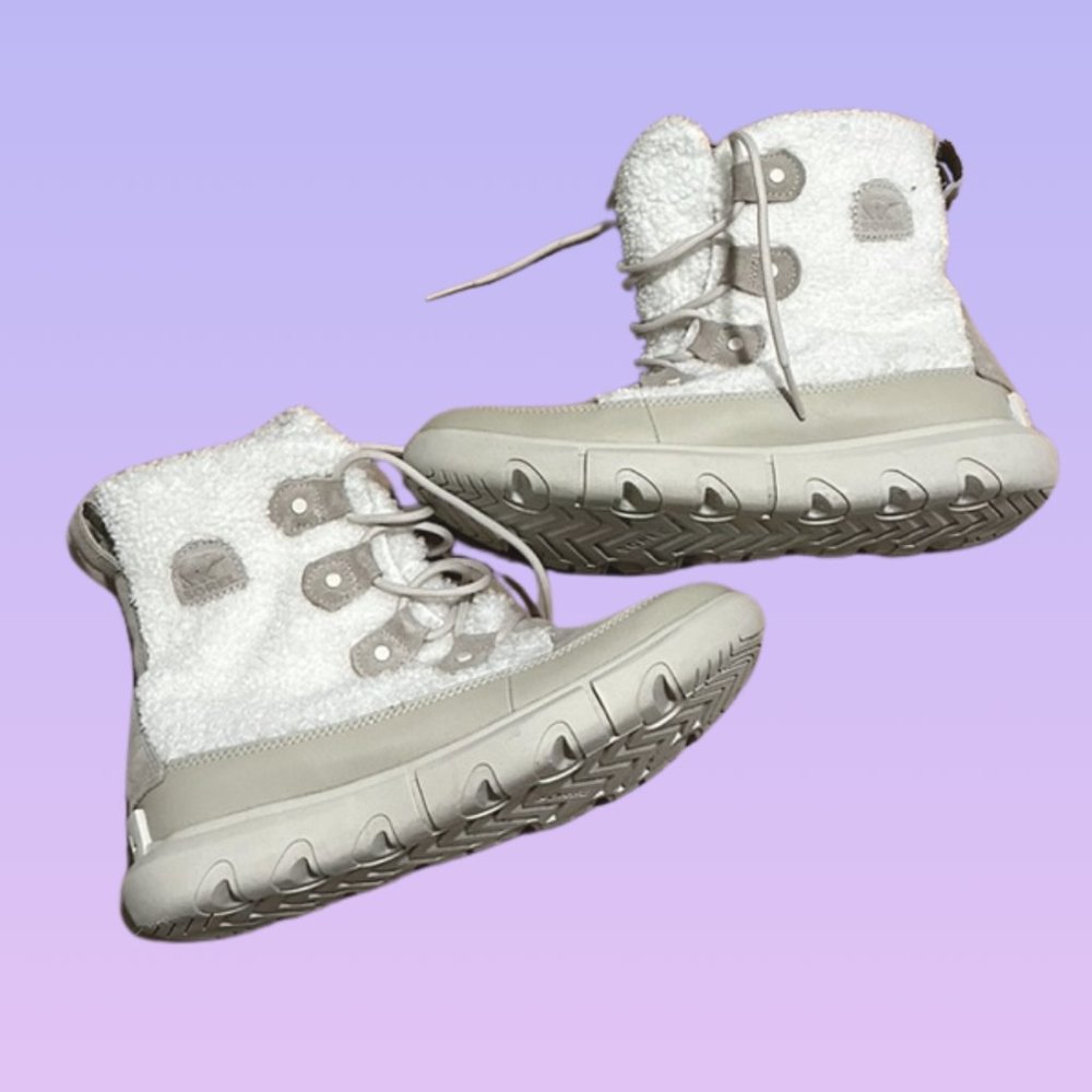 Sorel Women's Explorer Next Joan Cozy Boot
